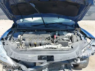 2013 Nissan Sentra SV with VIN 3N1AB7AP7DL796776, listed as a IAAI auction lot 41923940 with 201,801 mi miles. Bid and sale history available at carsss.com. Image 10.