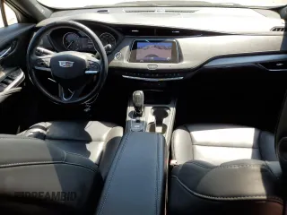 2020 Cadillac XT4 FWD Premium Luxury with VIN 1GYFZCR41LF036945, listed as a Copart auction lot 54114405 with 48,781 mi miles and Salvage title. Bid and sale history available at DreamBid. Image 8.