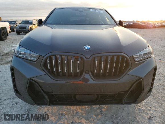 2025 BMW X6 xDrive40i with VIN 5UX33EX09S9Y26463, listed as a Copart auction lot 84269334 with 1,970 mi miles and Salvage Title. Bid and sale history available at carsss.com. Image 5.