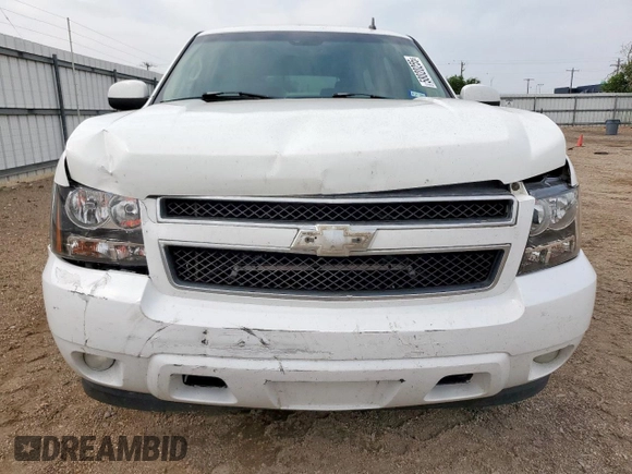 2007 Chevrolet Suburban LTZ with VIN 3GNFC16J07G153658, listed as a Copart auction lot 58020255 with 319,762 mi miles and Salvage title. Bid and sale history available at DreamBid. Image 5.