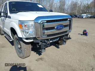 2016 Ford F-250 Lariat with VIN 1FT7W2B62GED14417, listed as a IAAI auction lot 41693567 with 99,911 mi miles and . Bid and sale history available at DreamBid. Image 6.