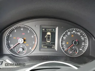 2013 Volkswagen Eos Sport с VIN WVWBW8AH8DV001948, выставлен на аукционе Copart как лот 56292615 с пробегом 75 398 миль миль и На запчасти • Non repairable. История ставок и продаж доступна на DreamBid. Изображение 9.