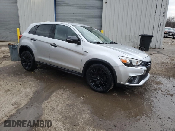 2019 Mitsubishi Outlander ES z VIN JA4AR3AU3KU022819, wystawiony jako Copart lot #48164425 z przebiegiem 61 965 mil mil oraz Szkody całkowita. Historia ofert i sprzedaży dostępna na DreamBid. Obrazek 4.