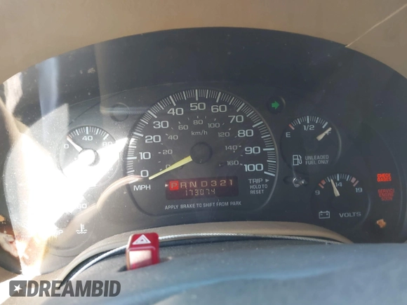 1997 Chevrolet Astro Cargo YF7 z VIN 1GBDM19W4VB171580, wystawiony jako IAAI lot #41778404 z przebiegiem 173 074 mil mil oraz . Historia ofert i sprzedaży dostępna na DreamBid. Obrazek 7.