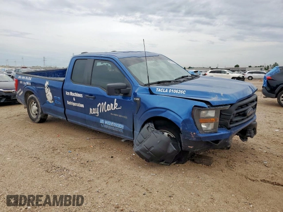 2023 Ford F-150 XL z VIN 1FTEX1C56PKF09894, wystawiony jako Copart lot #60458395 z przebiegiem 65 615 mil mil oraz Szkoda całkowita • Salvage title. Historia ofert i sprzedaży dostępna na DreamBid. Obrazek 4.