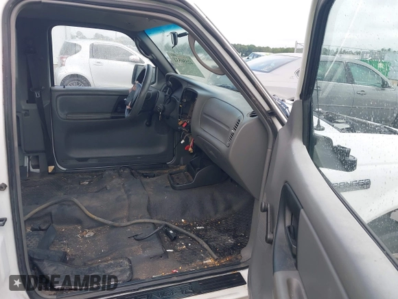 2010 Ford Ranger with VIN 1FTLR1EE4APA60336, listed as a IAAI auction lot 42556531 with 274,797 mi miles and . Bid and sale history available at DreamBid. Image 5.