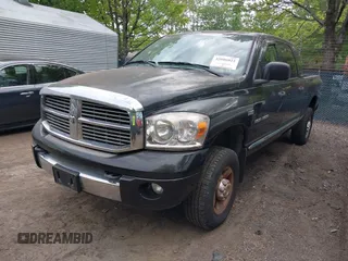 2006 Dodge 1500 SLT with VIN 3D7KS19D96G207169, listed as a IAAI auction lot 42086022 with 284,130 mi miles. Bid and sale history available at carsss.com. Image 2.
