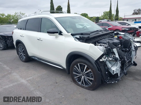 2025 Infiniti QX60 Sensory with VIN 5N1AL1GS6SC330036, listed as a IAAI auction lot 42193990 with 5,403 mi miles and . Bid and sale history available at DreamBid. Image 1.