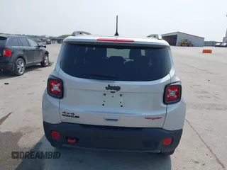 2018 Jeep Renegade Trailhawk z VIN ZACCJBCB6JPH86837, wystawiony jako IAAI lot #42394914 z przebiegiem 17 367 mil mil oraz . Historia ofert i sprzedaży dostępna na DreamBid. Obrazek 17.