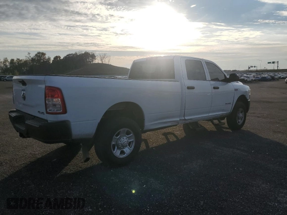 2021 Ram 3500 Tradesman with VIN 3C63R3GJ3MG667978, listed as a Copart auction lot 78242324 with 105,778 mi miles and Salvage Title. Bid and sale history available at carsss.com. Image 3.