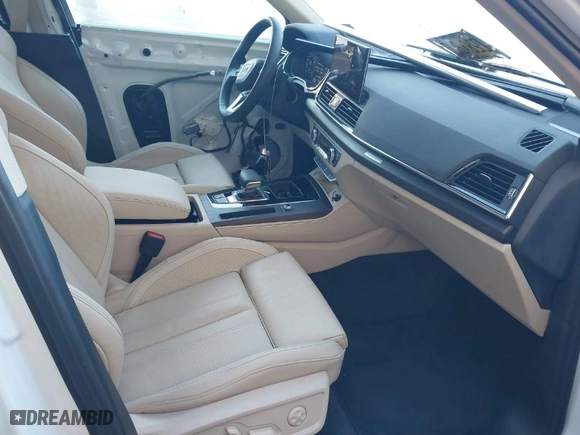 2023 Audi Q5 S line Premium Plus with VIN WA1EAAFYXP2140474, listed as a IAAI auction lot 41222927 with 10,554 mi miles. Bid and sale history available at carsss.com. Image 5.