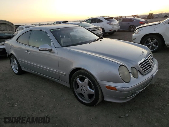 2000 Mercedes-Benz CLK 320/430 with VIN WDBLJ65G3YF140232, listed as a Copart auction lot 85530444 with Not Provided miles and Salvage Title. Bid and sale history available at DreamBid. Image 4.