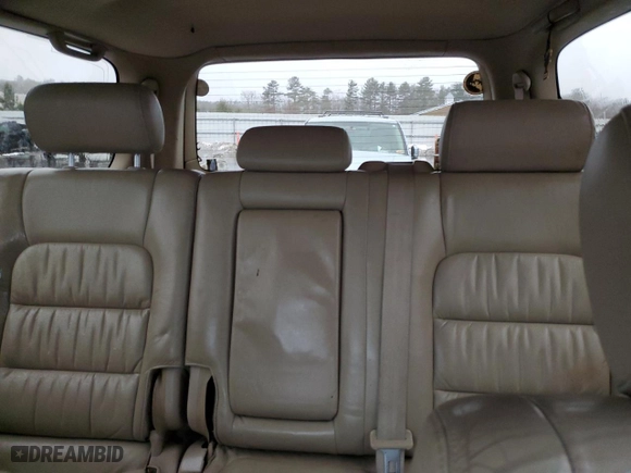 2001 Lexus LX 470 with VIN JTJHT00W913503859, listed as a Copart auction lot 86538464 with 260,956 mi miles and Clean Title. Bid and sale history available at carsss.com. Image 10.