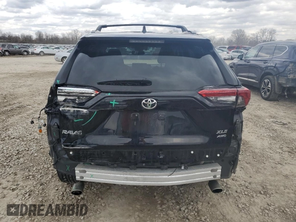 2022 Toyota RAV4 XLE with VIN 2T3P1RFV6NC276870, listed as a Copart auction lot 50611735 with 52,614 mi miles and Salvage Title. Bid and sale history available at carsss.com. Image 6.