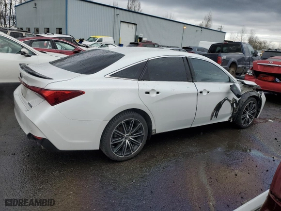2019 Toyota Avalon XLE with VIN 4T1BZ1FB3KU006475, listed as a Copart auction lot 46095115 with 132,861 mi miles and Salvage Title. Bid and sale history available at carsss.com. Image 3.