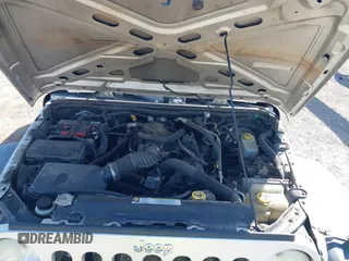 2008 Jeep Wrangler Unlimited X with VIN 1J4GA39168L592999, listed as a IAAI auction lot 42699909 with 158,128 mi miles and . Bid and sale history available at DreamBid. Image 10.