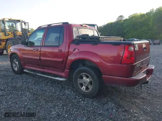 2004 Ford Explorer Sport Trac XLS with VIN 1FMZU67KX4UA61310, listed as a IAAI auction lot 41960362 with 113,889 mi miles. Bid and sale history available at carsss.com. Image 3.