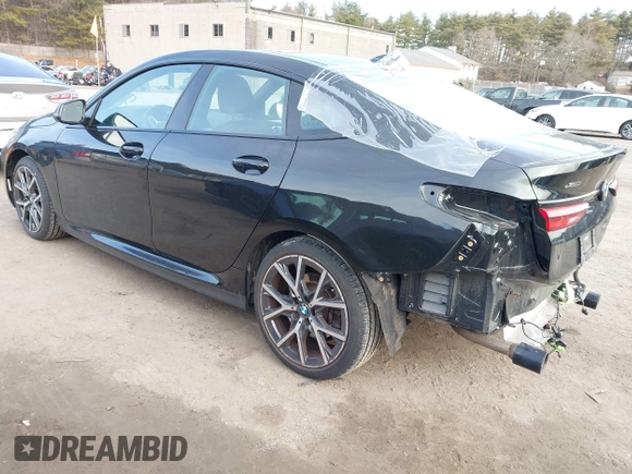 2022 BMW 2 Series 228i xDrive z VIN WBA73AK06N7J91301, wystawiony jako IAAI lot #41747880 z przebiegiem 25 520 mil mil oraz . Historia ofert i sprzedaży dostępna na DreamBid. Obrazek 3.