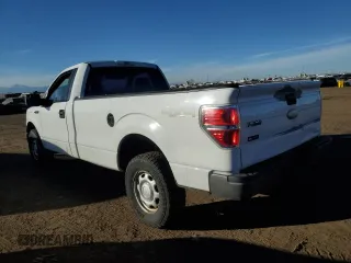 2012 Ford F-150 XL with VIN 1FTMF1EM2CKD25680, listed as a Copart auction lot 82422404 with 282,375 mi miles and Clean title. Bid and sale history available at DreamBid. Image 2.