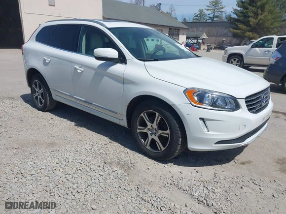 2014 Volvo XC60 3.0L R-Design Premier Plus with VIN YV4902DZ2E2548649, listed as a IAAI auction lot 42059892 with 160,624 mi miles. Bid and sale history available at carsss.com. Image 1.