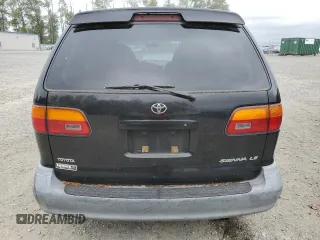 1998 Toyota Sienna LE with VIN 4T3ZF13C4WU016157, listed as a Copart auction lot 58354384 with 271,266 mi miles and Clean Title. Bid and sale history available at carsss.com. Image 6.