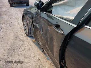 2018 Genesis G80 3.8L z VIN KMHGN4JE9JU265510, wystawiony jako IAAI lot #41985721 z przebiegiem 188 236 mil mil oraz . Historia ofert i sprzedaży dostępna na DreamBid. Obrazek 19.