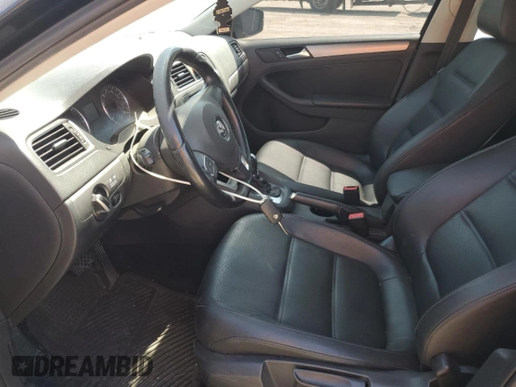 2013 Volkswagen Jetta TDI w/Premium с VIN 3VWLL7AJ2DM203752, выставлен на аукционе Copart как лот 52490645 с пробегом 189 888 миль миль и Чистый • Clean title. История ставок и продаж доступна на DreamBid. Изображение 7.