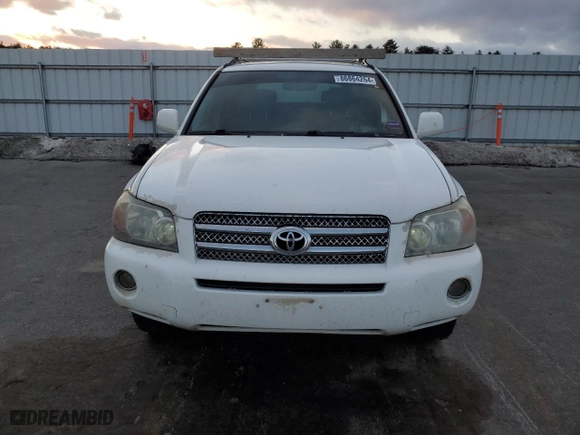 2007 Toyota Highlander Hybrid w/3rd Row with VIN JTEDW21A570018387, listed as a Copart auction lot 86864264 with 263,408 mi miles and Salvage Title. Bid and sale history available at carsss.com. Image 5.