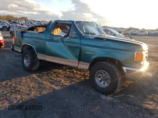 1988 Ford Bronco XL with VIN 1FMEU15NXJLA85817, listed as a Copart auction lot 81686124 with 283,211 mi miles and Salvage Title. Bid and sale history available at carsss.com. Image 4.