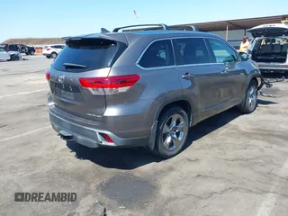 2018 Toyota Highlander Limited with VIN 5TDDZRFH1JS851022, listed as a IAAI auction lot 42527334 with 69,991 mi miles and . Bid and sale history available at DreamBid. Image 4.