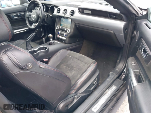 2016 Ford Mustang GT z VIN 1FA6P8CF3G5259637, wystawiony jako IAAI lot #42183280 z przebiegiem 103 403 mil mil oraz . Historia ofert i sprzedaży dostępna na DreamBid. Obrazek 5.