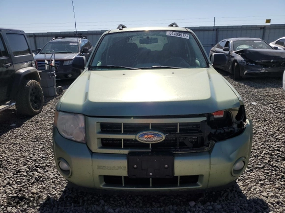 2009 Ford Escape Hybrid with VIN 1FMCU59319KA06852, listed as a Copart auction lot 61405975 with 273,931 mi miles and Salvage title. Bid and sale history available at DreamBid. Image 5.