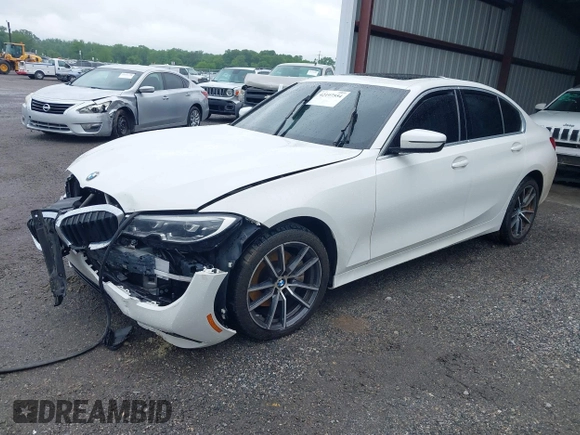 2020 BMW 3 Series 330i xDrive z VIN 3MW5R7J00L8B06071, wystawiony jako IAAI lot #42197554 z przebiegiem 96 677 mil mil oraz . Historia ofert i sprzedaży dostępna na DreamBid. Obrazek 2.