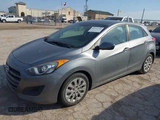 2017 Hyundai Elantra с VIN KMHD35LH6HU372210, выставлен на аукционе IAAI как лот 42251992 с пробегом 110 331 миль миль и . История ставок и продаж доступна на DreamBid. Изображение 17.