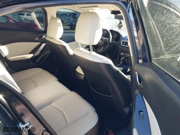 2018 Mazda Mazda3 4-Door Grand Touring with VIN 3MZBN1W34JM224997, listed as a IAAI auction lot 41421875 with 49,233 mi miles. Bid and sale history available at carsss.com. Image 8.