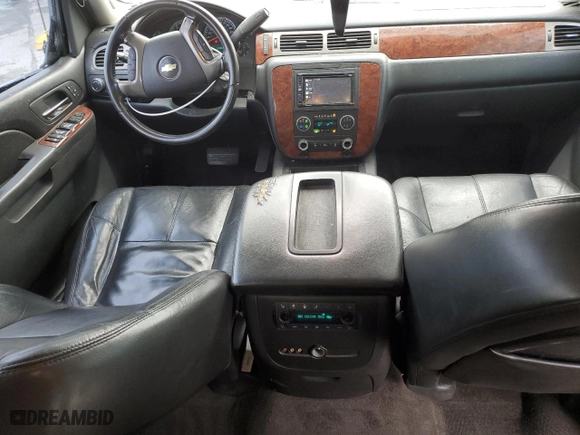 2013 Chevrolet Suburban LT with VIN 1GNSCJE07DR117789, listed as a Copart auction lot 48818095 with 155,381 mi miles and Salvage Title. Bid and sale history available at carsss.com. Image 8.