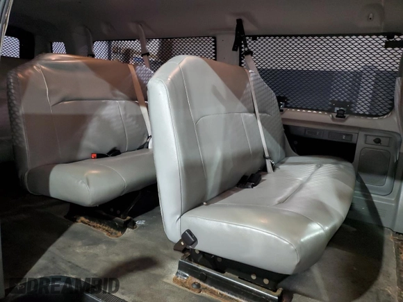 2013 Ford Econoline Passenger XL with VIN 1FBSS3BLXDDB03571, listed as a Copart auction lot 51635685 with 121,439 mi miles and Clean title. Bid and sale history available at DreamBid. Image 11.