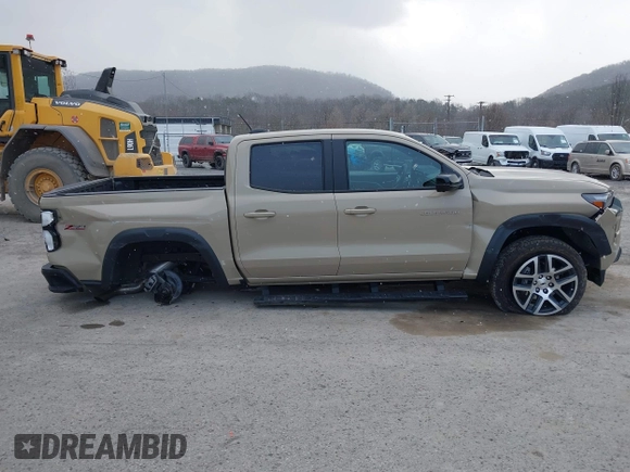 2024 Chevrolet Colorado 4WD Z71 with VIN 1GCPTDEK4R1247018, listed as a IAAI auction lot 41887241 with 1,333 mi miles. Bid and sale history available at carsss.com. Image 14.