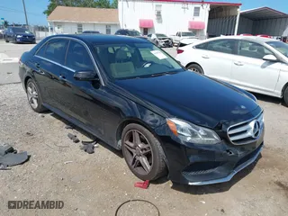 2014 Mercedes-Benz E-Class E 350 Luxury with VIN WDDHF8JB7EA791635, listed as a IAAI auction lot 41999708 with 133,509 mi miles. Bid and sale history available at carsss.com. Image 1.