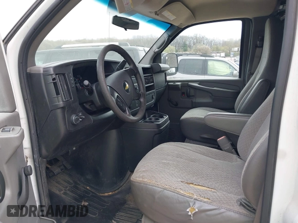 2010 Chevrolet Express Cargo Van with VIN 1GCZGFBA5A1170099, listed as a IAAI auction lot 42155958 with 400,854 mi miles. Bid and sale history available at carsss.com. Image 5.