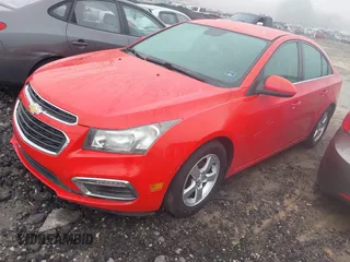 2015 Chevrolet Cruze LT with VIN 1G1PC5SB8F7162923, listed as a IAAI auction lot 42196404 with 186,559 mi miles and . Bid and sale history available at DreamBid. Image 2.