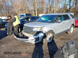 2016 Ford Explorer with VIN 1FM5K8B86GGA05573, listed as a IAAI auction lot 41199159 with 142,950 mi miles and . Bid and sale history available at carsss.com. Image 16.