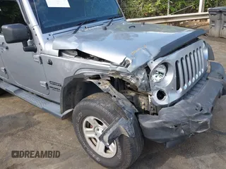 2016 Jeep Wrangler Unlimited Sport RHD с VIN 1C4BJWKG2GL340536, выставлен на аукционе IAAI как лот 42216451 с пробегом 179 117 миль миль и . История ставок и продаж доступна на DreamBid. Изображение 6.