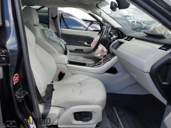 2015 Land Rover Range Rover Evoque Pure Plus with VIN SALVP2BG8FH052096, listed as a Copart auction lot 47745645 with 0 mi miles and Salvage Title. Bid and sale history available at carsss.com. Image 7.