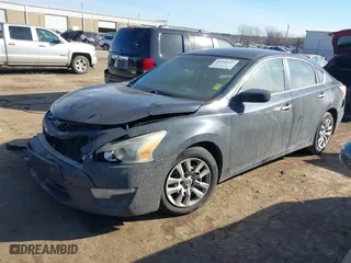 2015 Nissan Altima 2.5 with VIN 1N4AL3AP3FC188812, listed as a IAAI auction lot 41592227 with 241,773 mi miles. Bid and sale history available at carsss.com. Image 17.