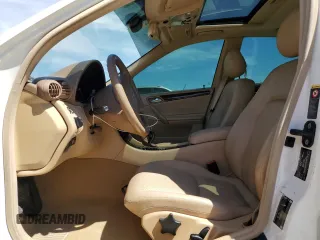 2003 Mercedes-Benz C 240 с VIN WDBRF61J03E012753, выставлен на аукционе Copart как лот 49396275 с пробегом 82 391 миль миль и Списание • Salvage title. История ставок и продаж доступна на DreamBid. Изображение 7.
