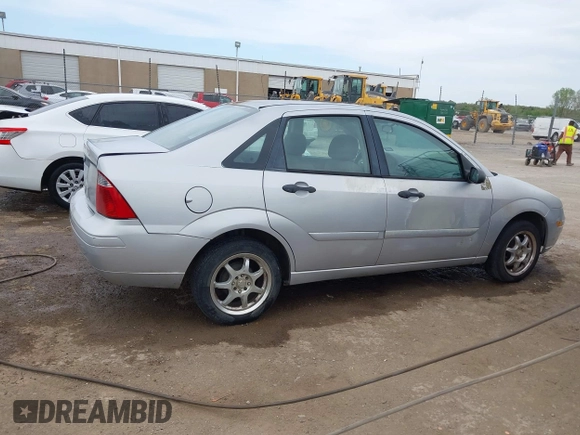 2007 Ford Focus S with VIN 1FAFP34N37W177362, listed as a IAAI auction lot 42024713 with 200,585 mi miles and . Bid and sale history available at DreamBid. Image 13.