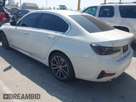2019 BMW 3 Series 330i with VIN WBA5R1C50KFH26305, listed as a IAAI auction lot 41965645 with 71,150 mi miles and . Bid and sale history available at DreamBid. Image 3.