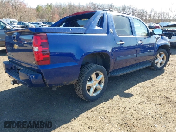 2013 Chevrolet Avalanche LT with VIN 3GNTKFE75DG180195, listed as a IAAI auction lot 41898991 with 119,154 mi miles and . Bid and sale history available at DreamBid. Image 4.