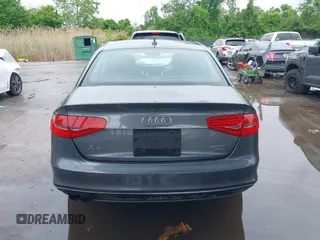 2015 Audi A4 Premium Plus z VIN WAUFFAFL5FN018440, wystawiony jako IAAI lot #42230870 z przebiegiem 135 275 mil mil oraz . Historia ofert i sprzedaży dostępna na DreamBid. Obrazek 16.